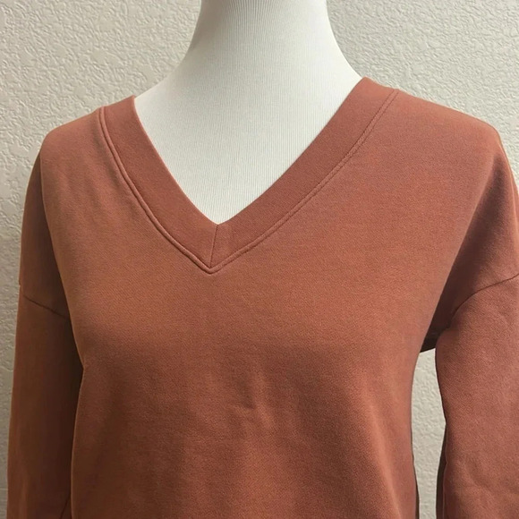 Madewell Vneck Sweatshirt - Picture 2 of 5